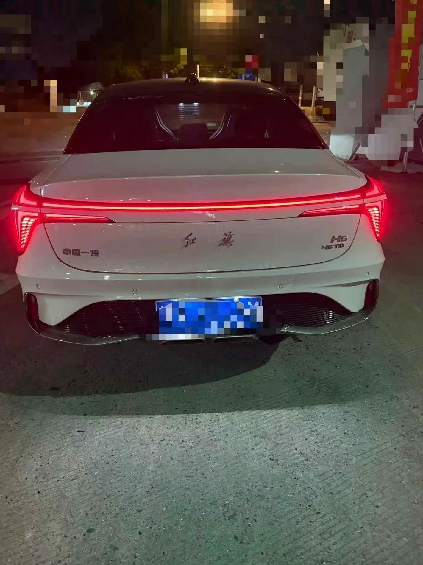 红旗H6 内饰前排