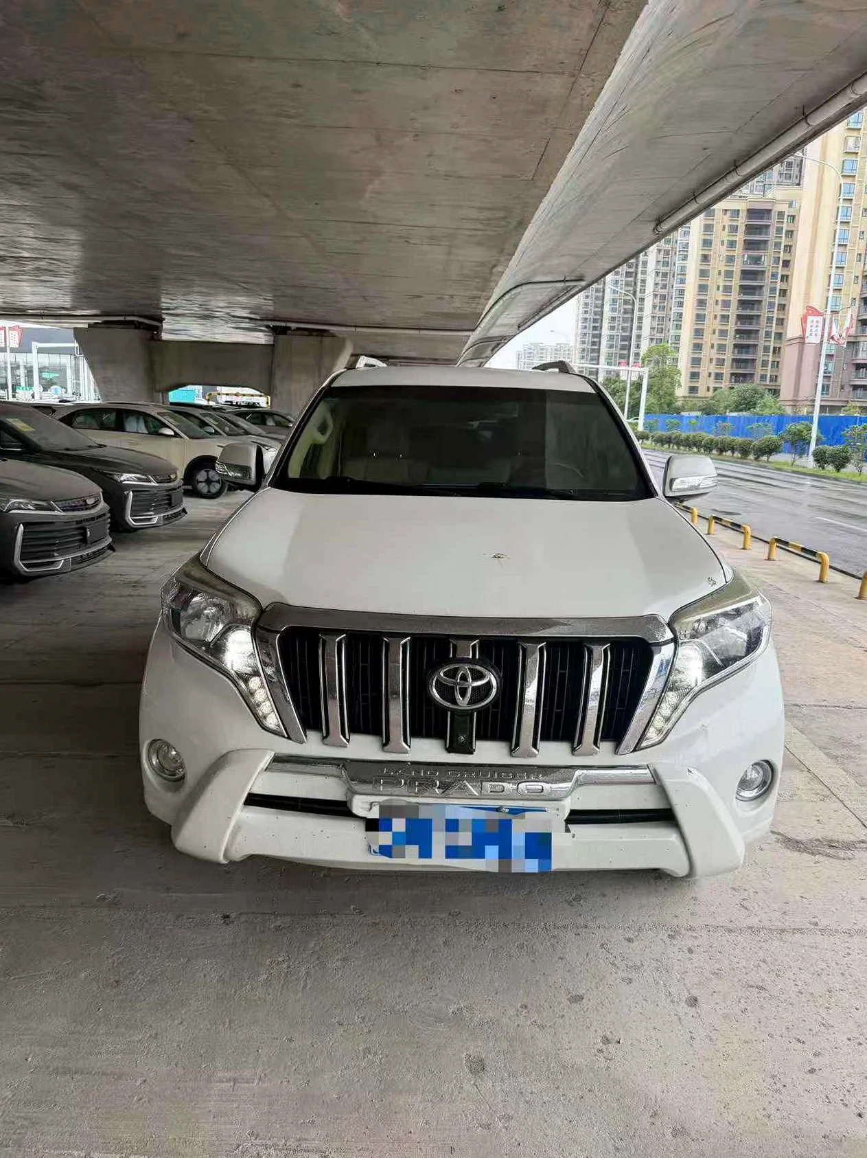 2014款 丰田霸道4000 中东版TXL