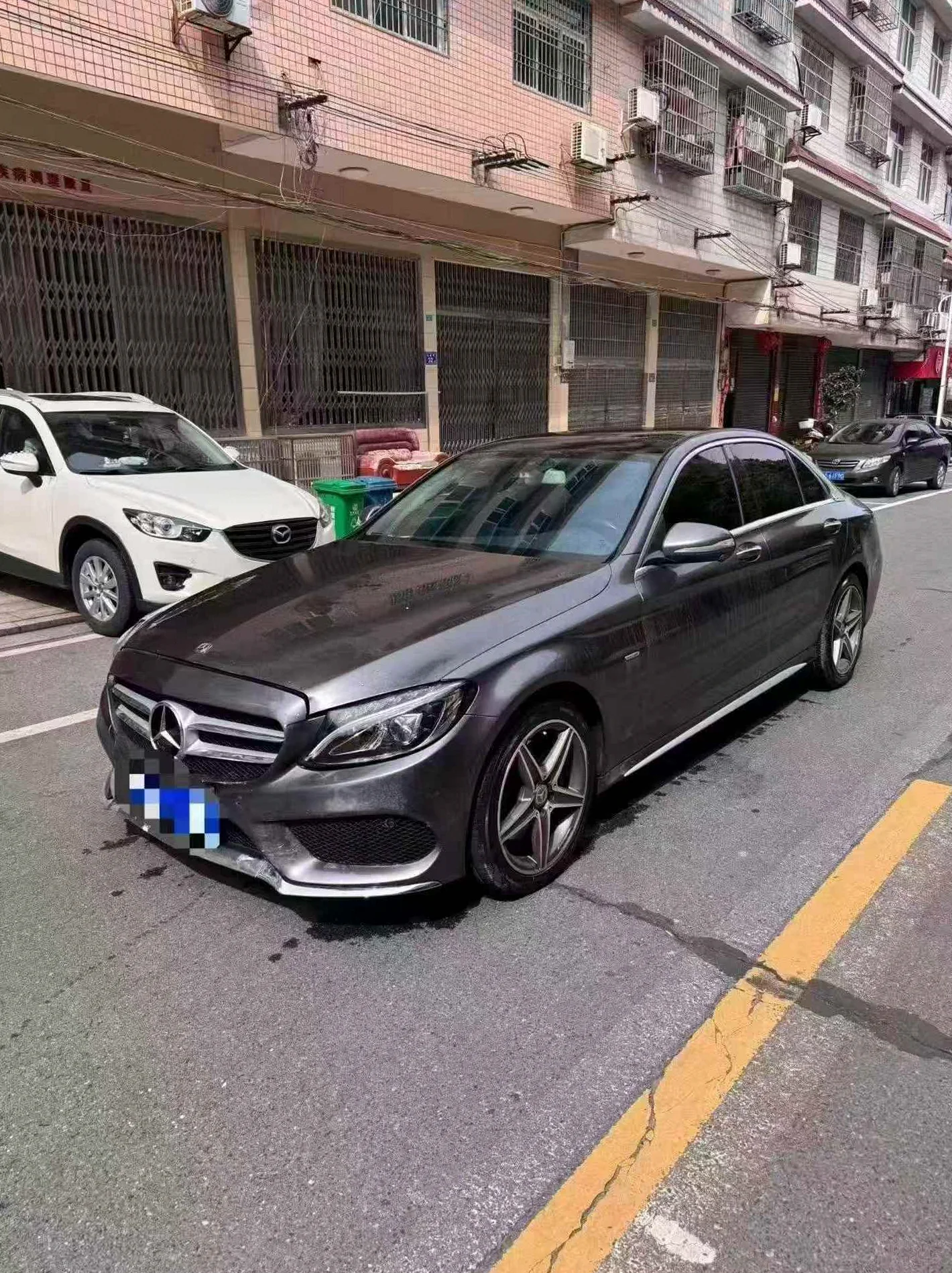 奔驰C 正面外观三