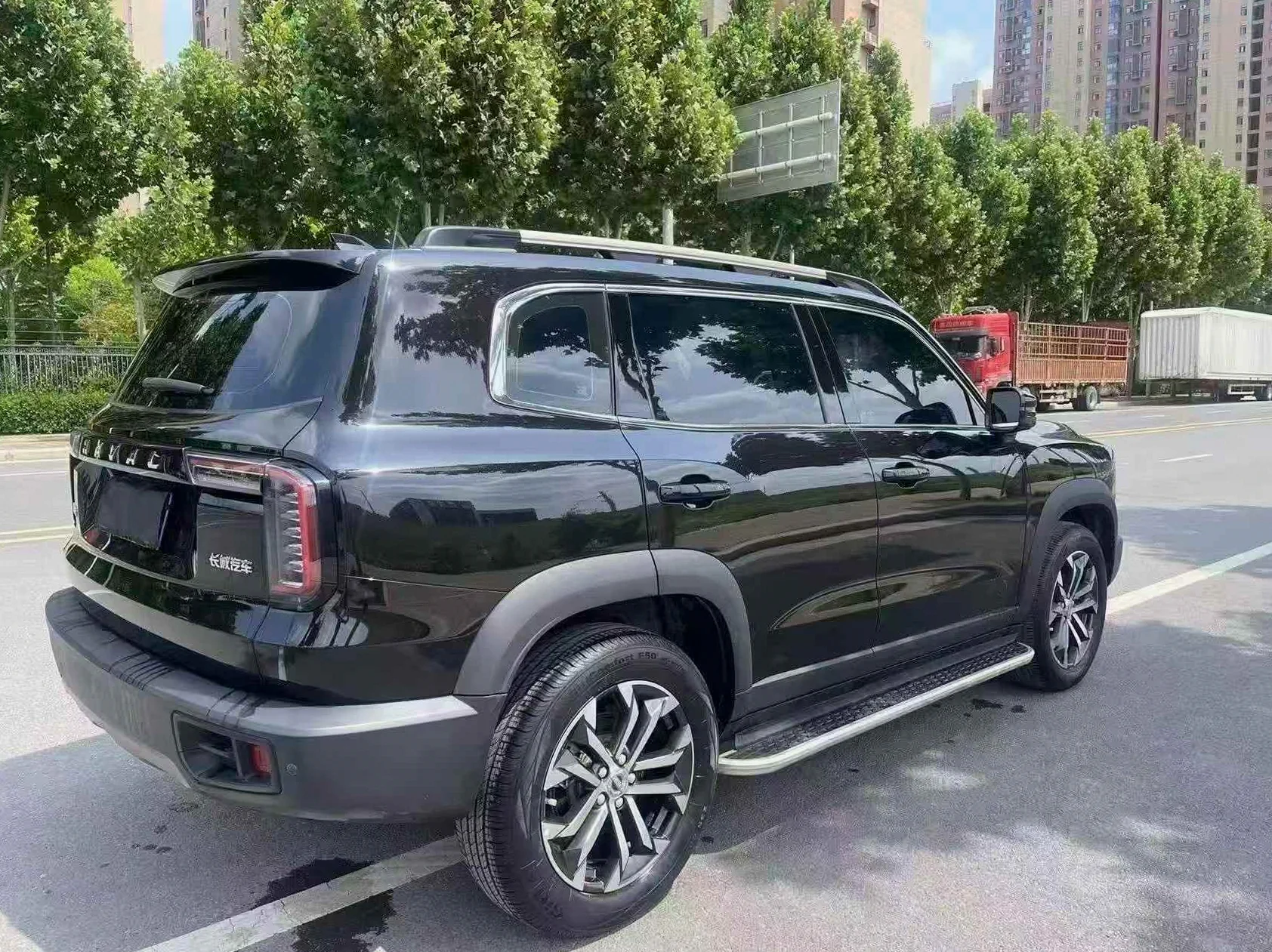 哈弗大狗 后面外观三