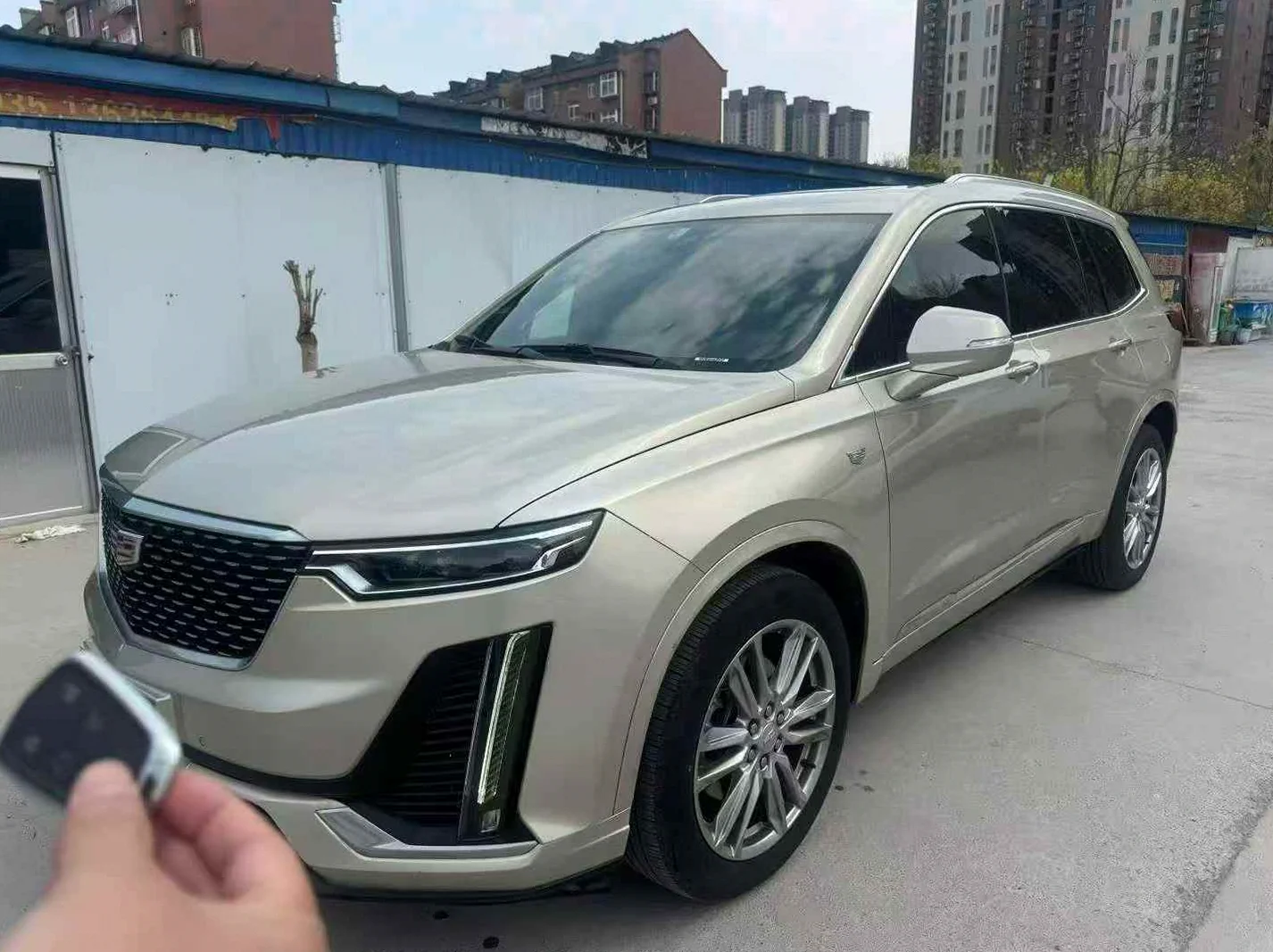 凯迪拉克XT6 正面外观二
