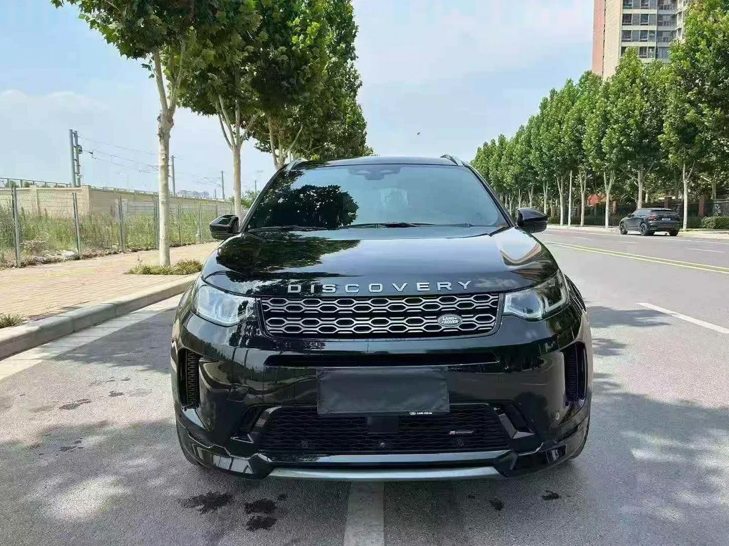 路虎发现 正面外观二