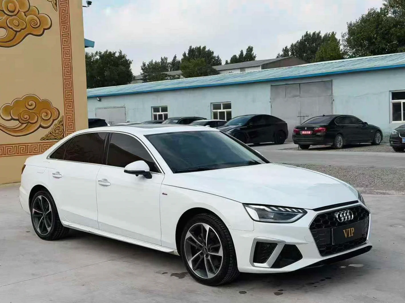 奥迪A4L 正面外观三