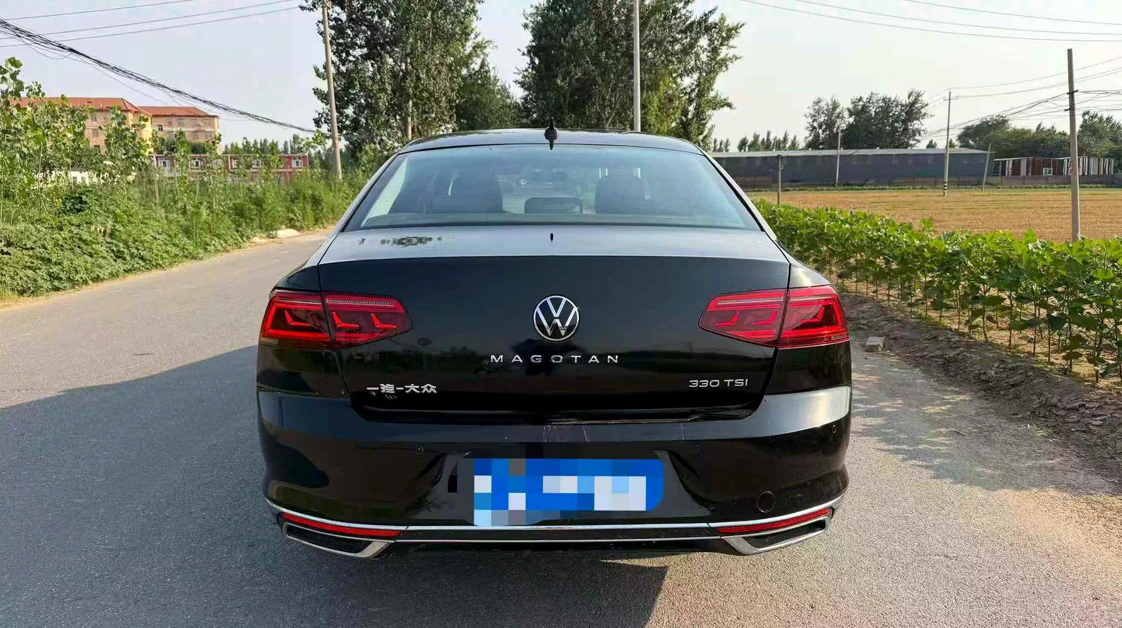 大众迈腾 后面外观二