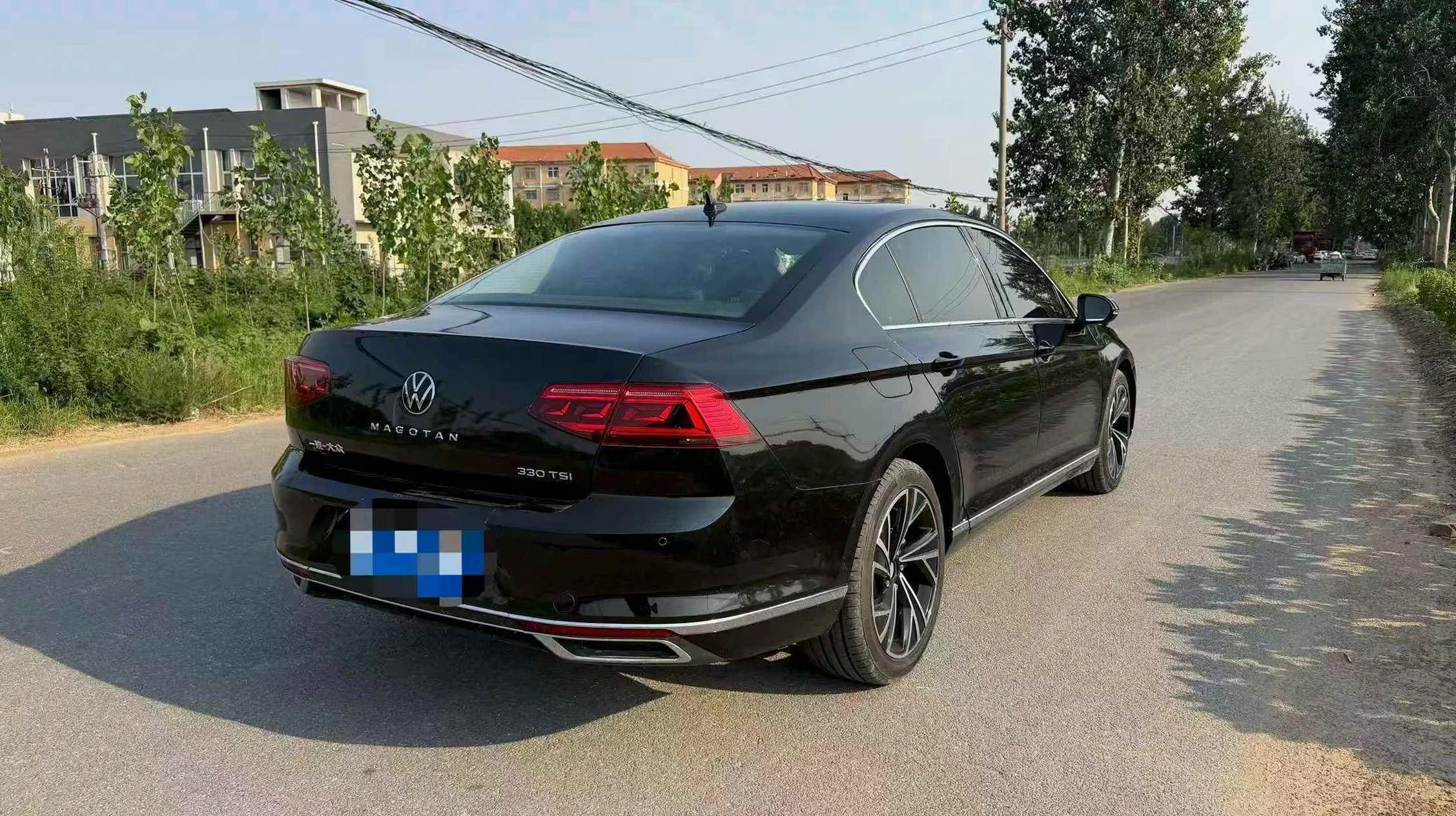 大众迈腾 后面外观三