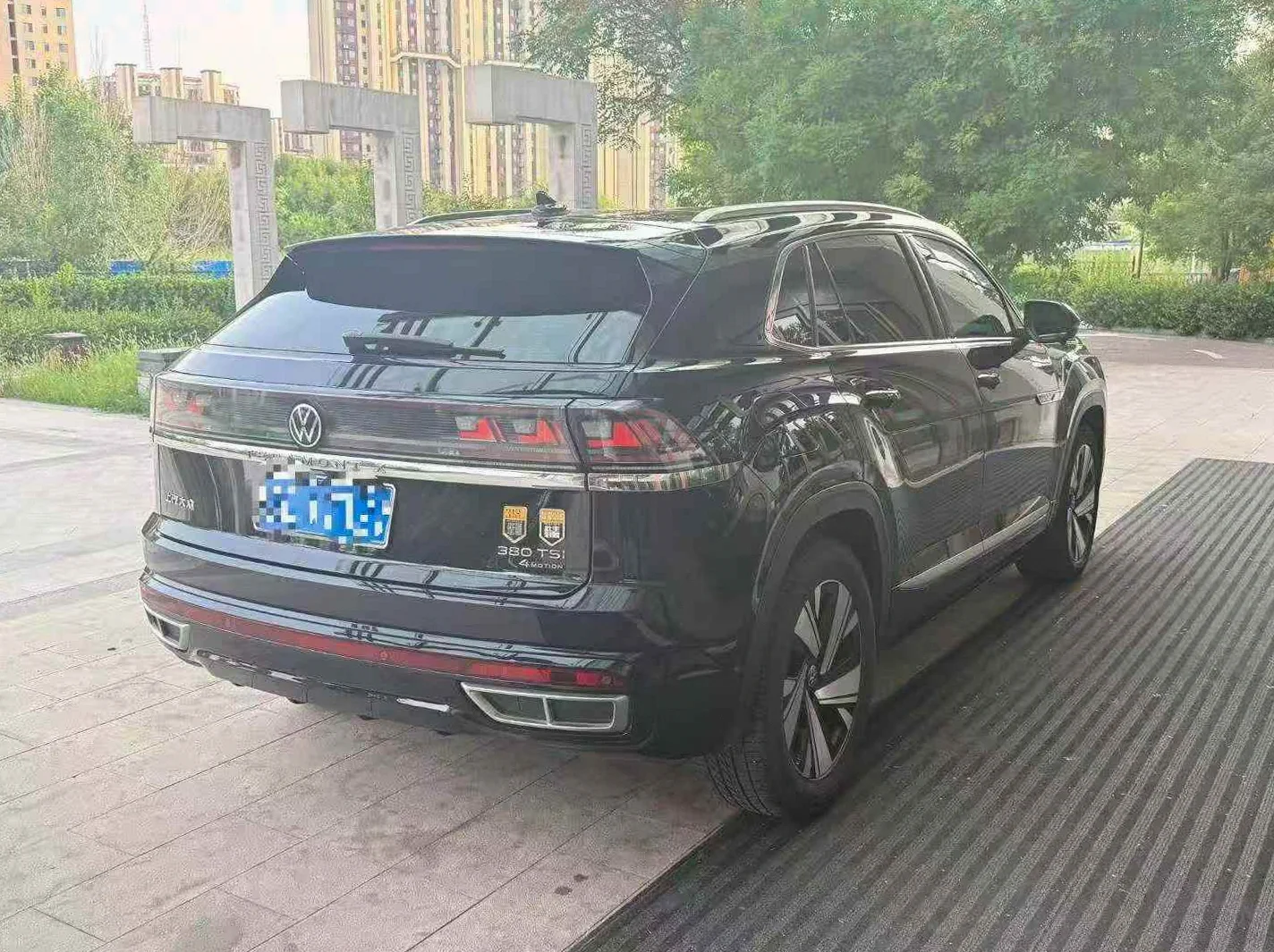 大众途昂 后面外观一