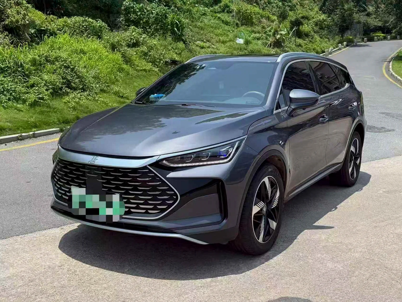 2024款比亚迪唐