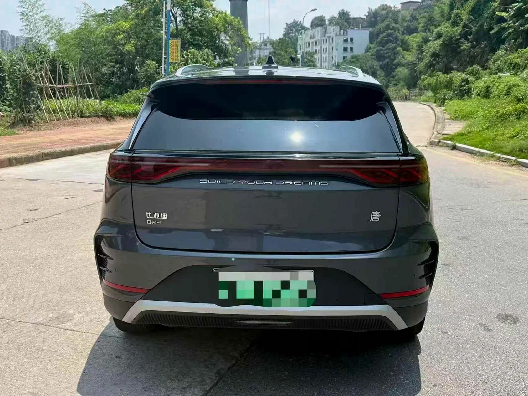 比亚迪唐 内饰后排