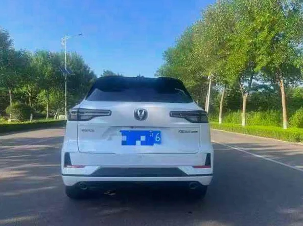 长安汽车CS55 后面外观二