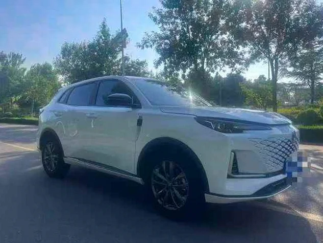 长安汽车CS55 正面外观三