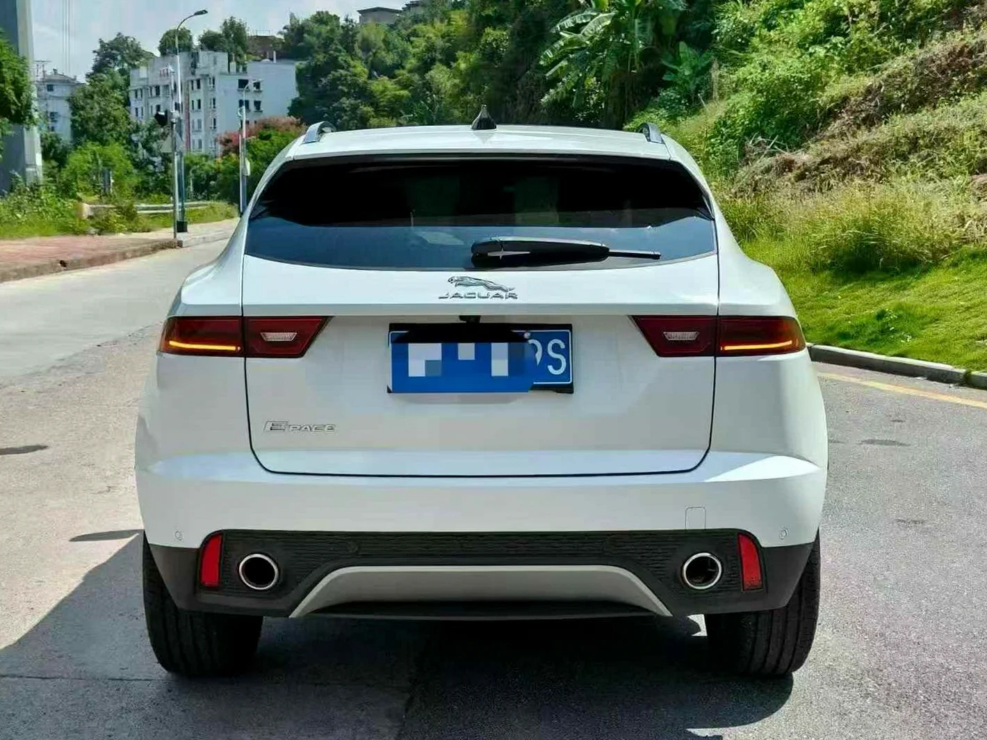 捷豹E-PACE 内饰后排