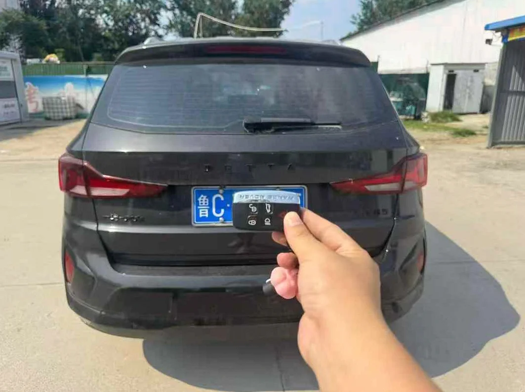 大众捷达 正面外观三