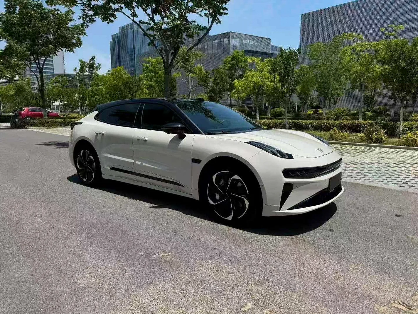 极氪汽车001 正面外观三