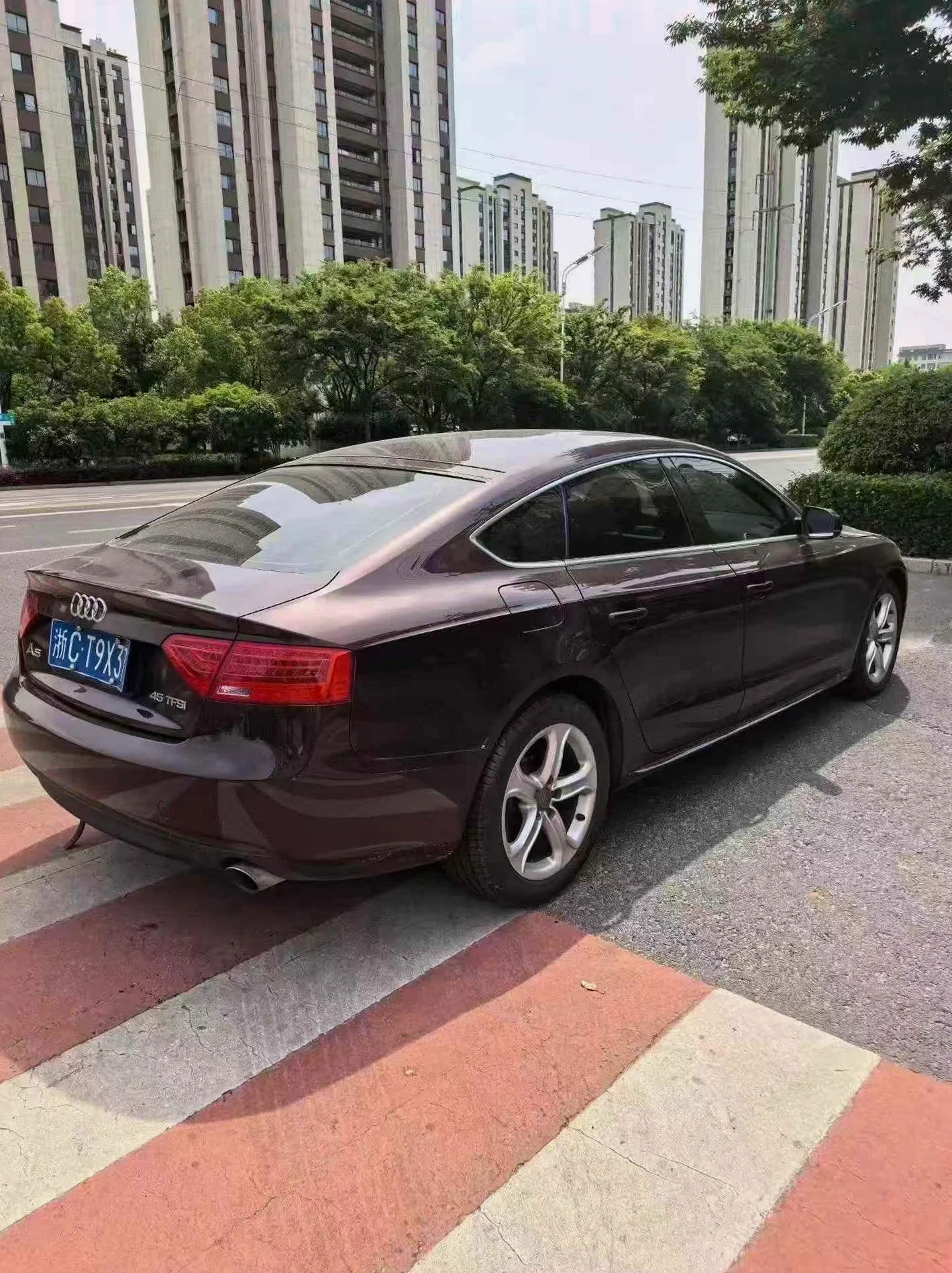 奥迪A5 后面外观二
