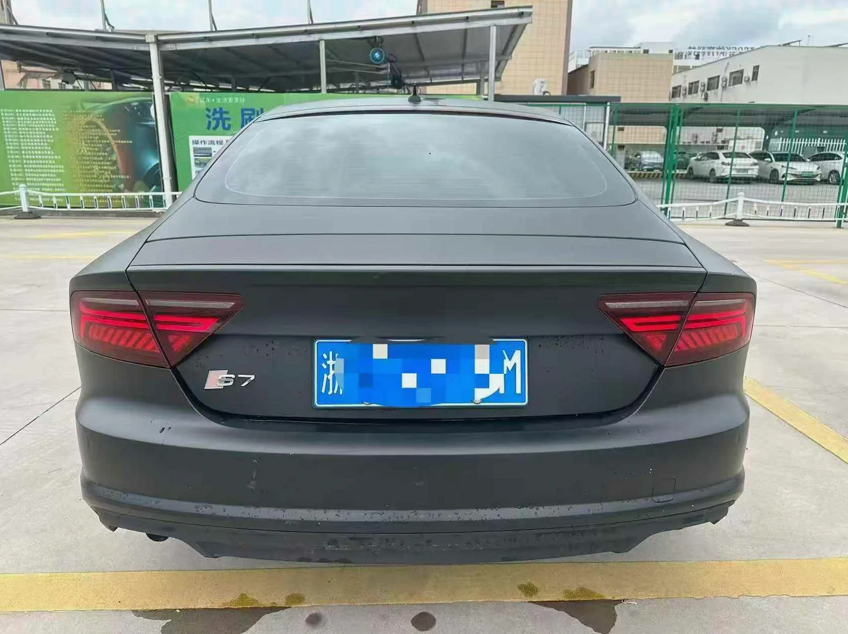 奥迪A7L 后面外观二