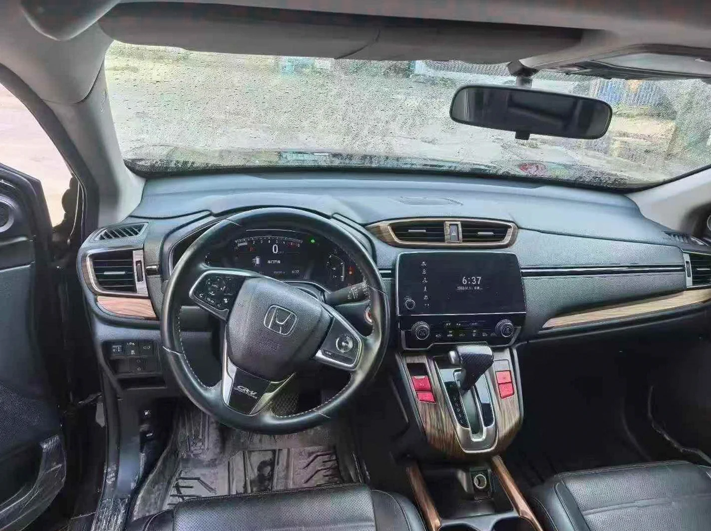 本田CRV 后面外观三