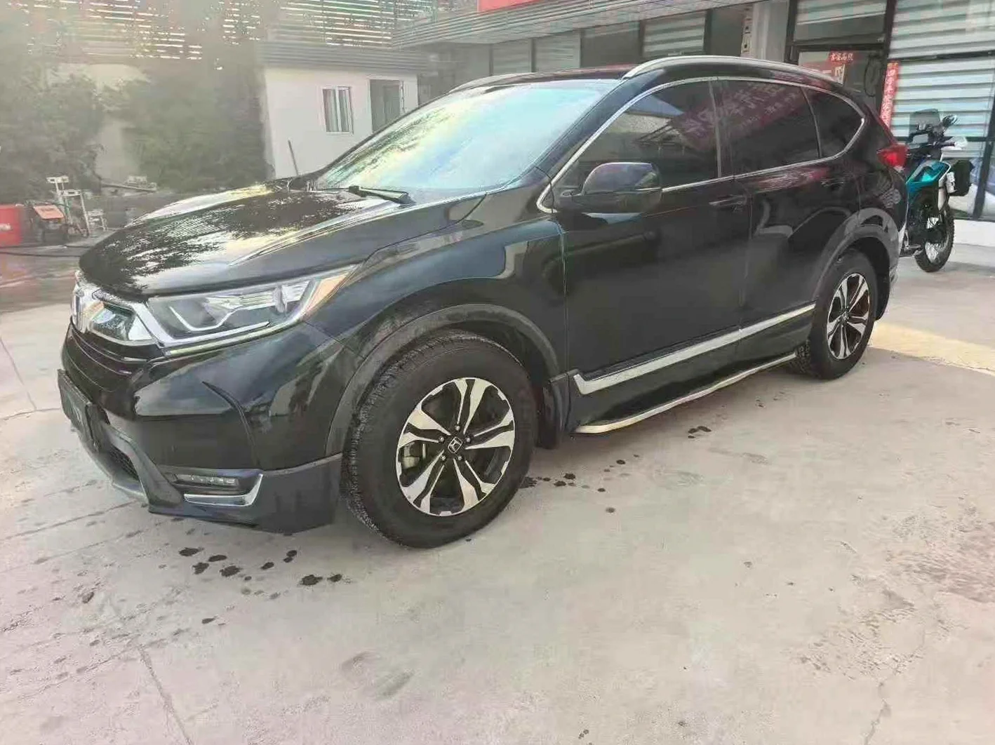 本田CRV 正面外观二