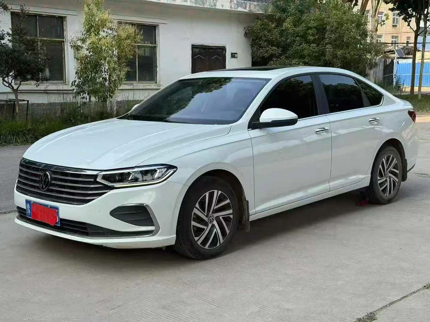大众朗逸 正面外观三