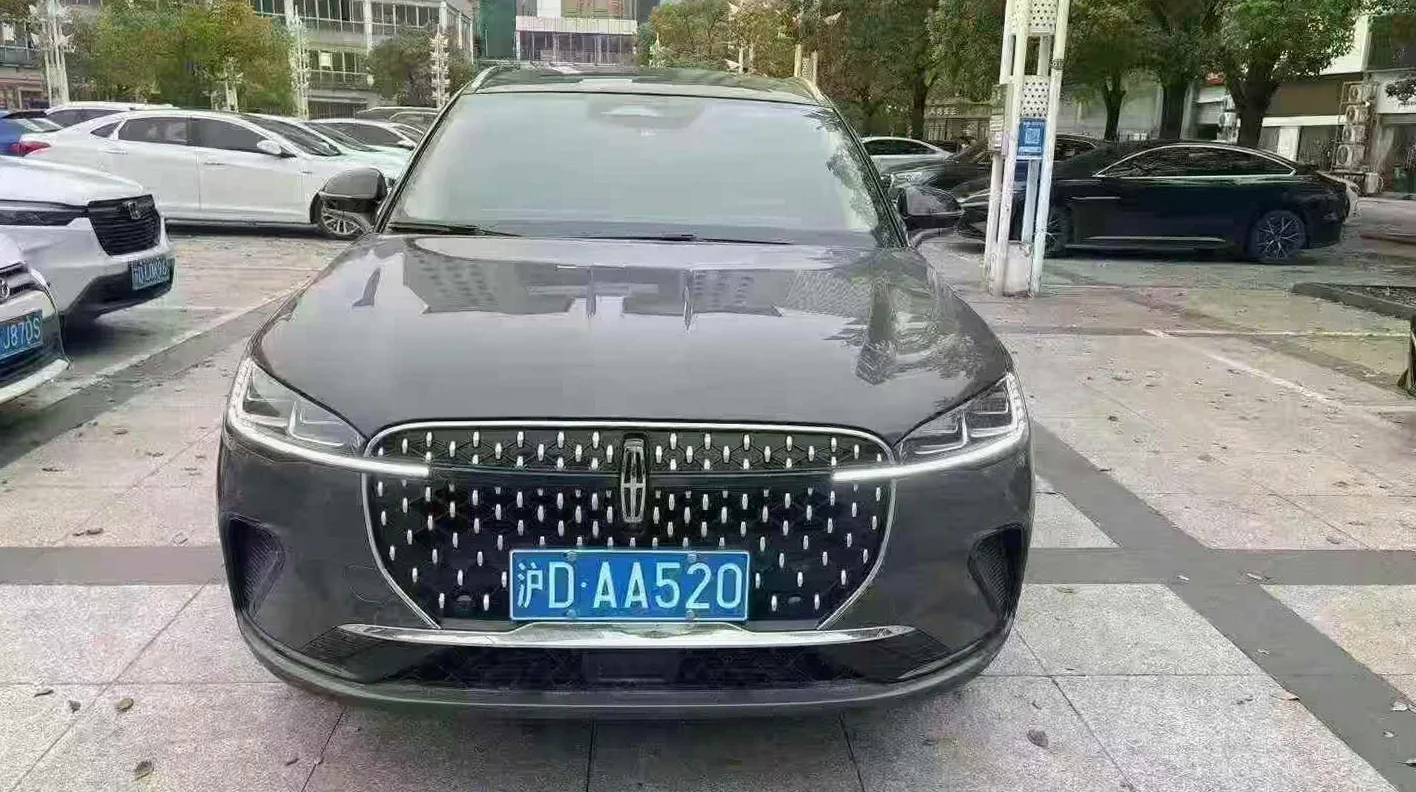 林肯冒险家 正面外观二