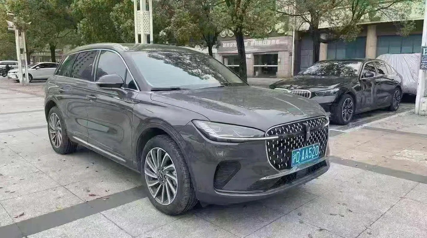 林肯冒险家 正面外观三