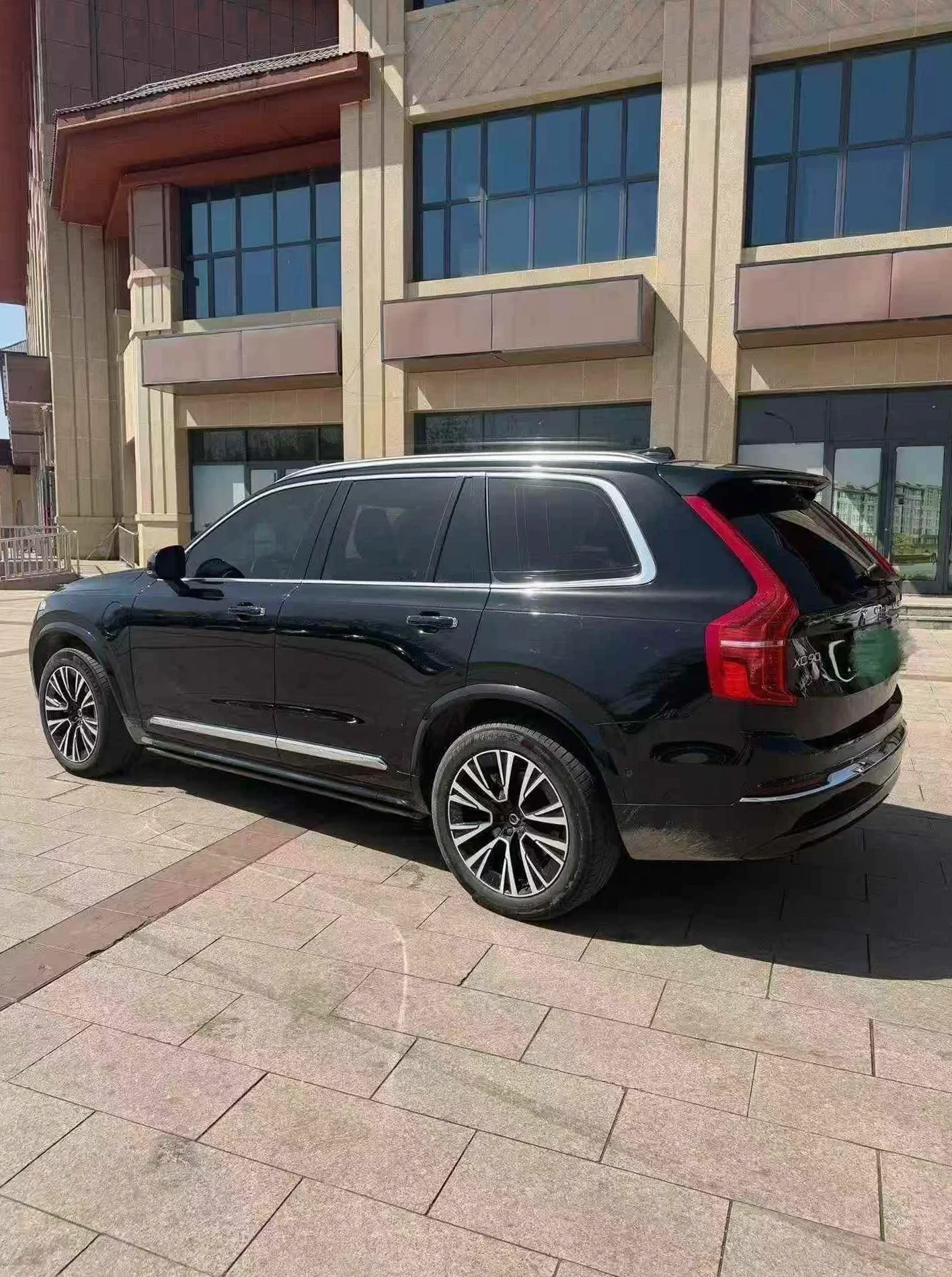 沃尔沃XC90 后面外观三