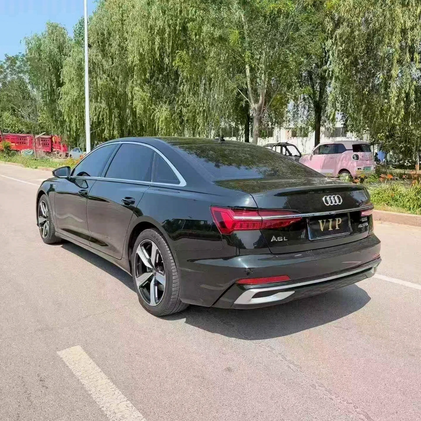 奥迪A6L 后面外观二