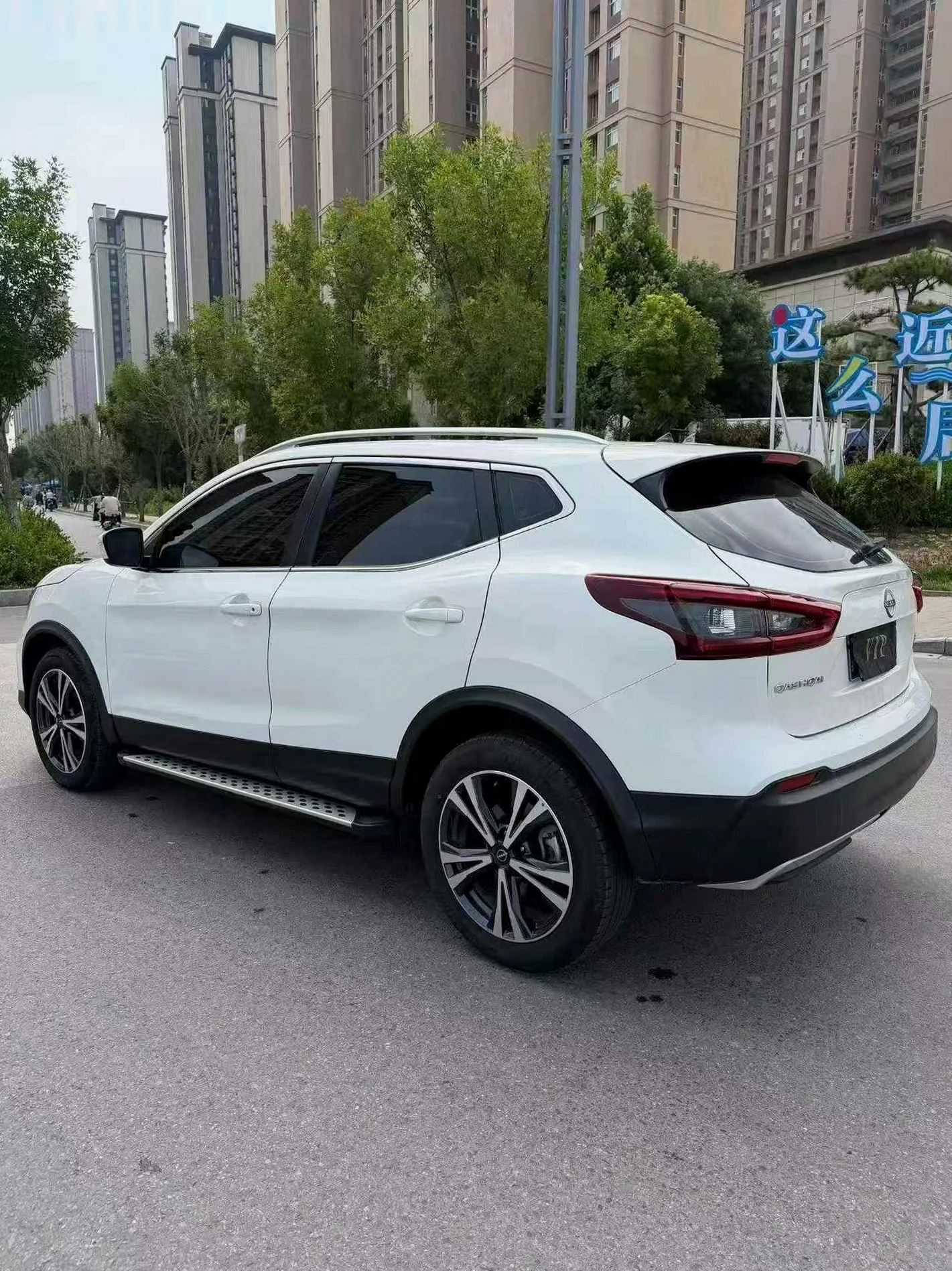 日产逍客 后面外观三