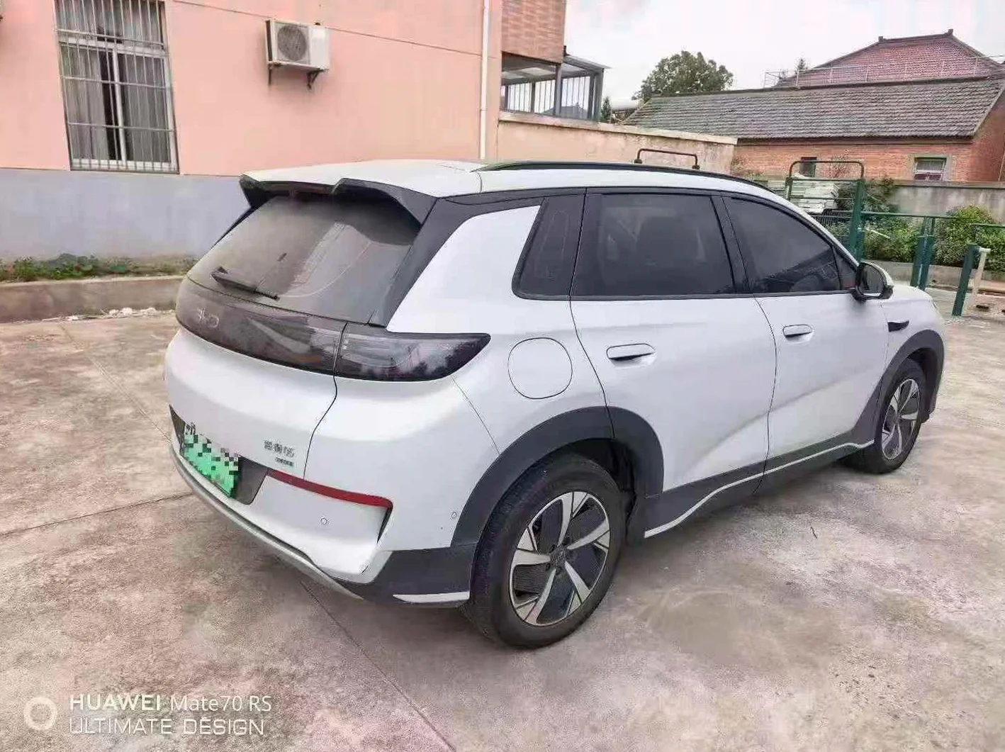 比亚迪海狮 后面外观二