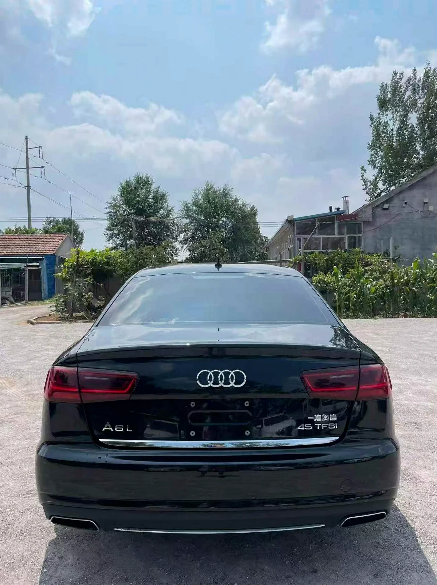 奥迪A6L 后面外观二