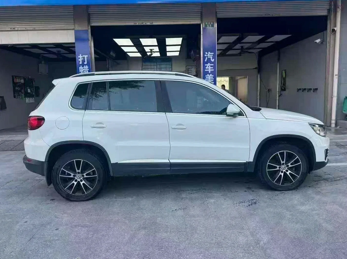 大众途观 后面外观二