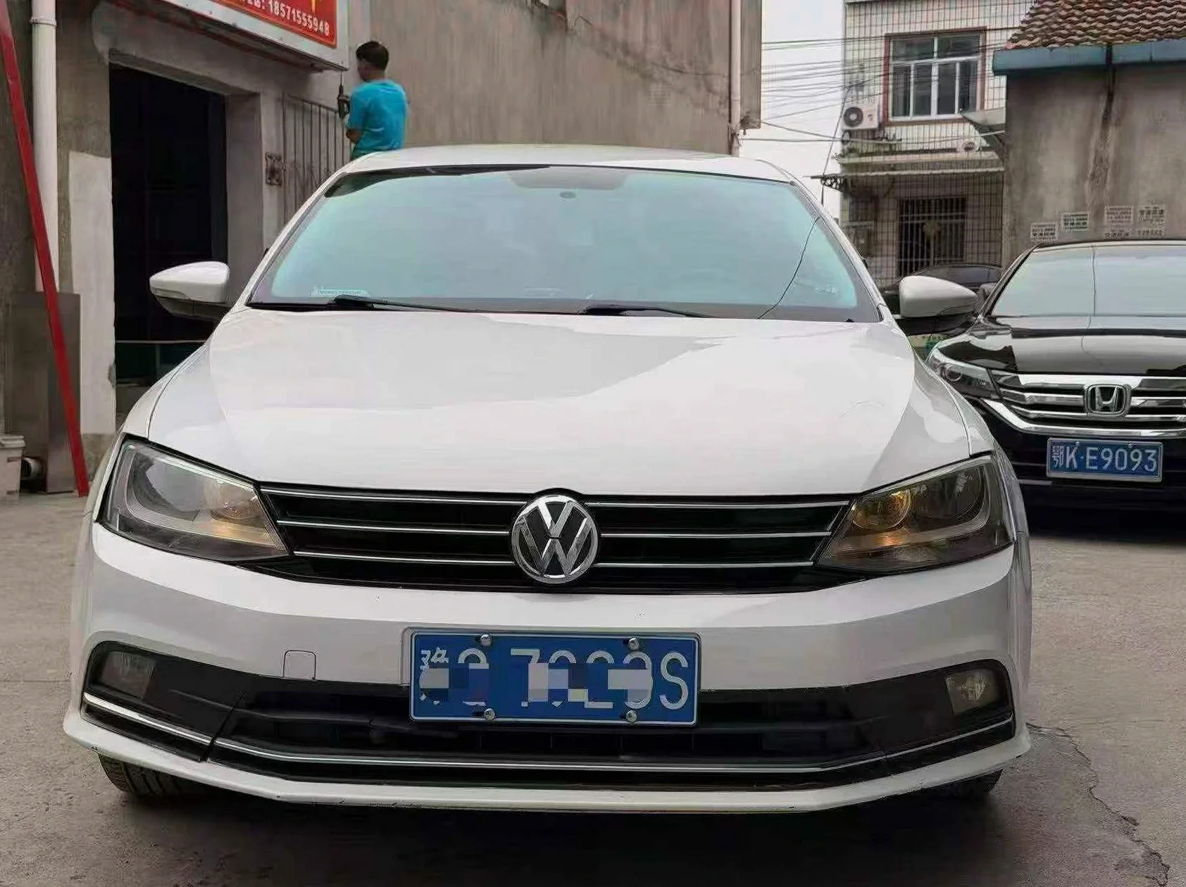 大众速腾 正面外观二