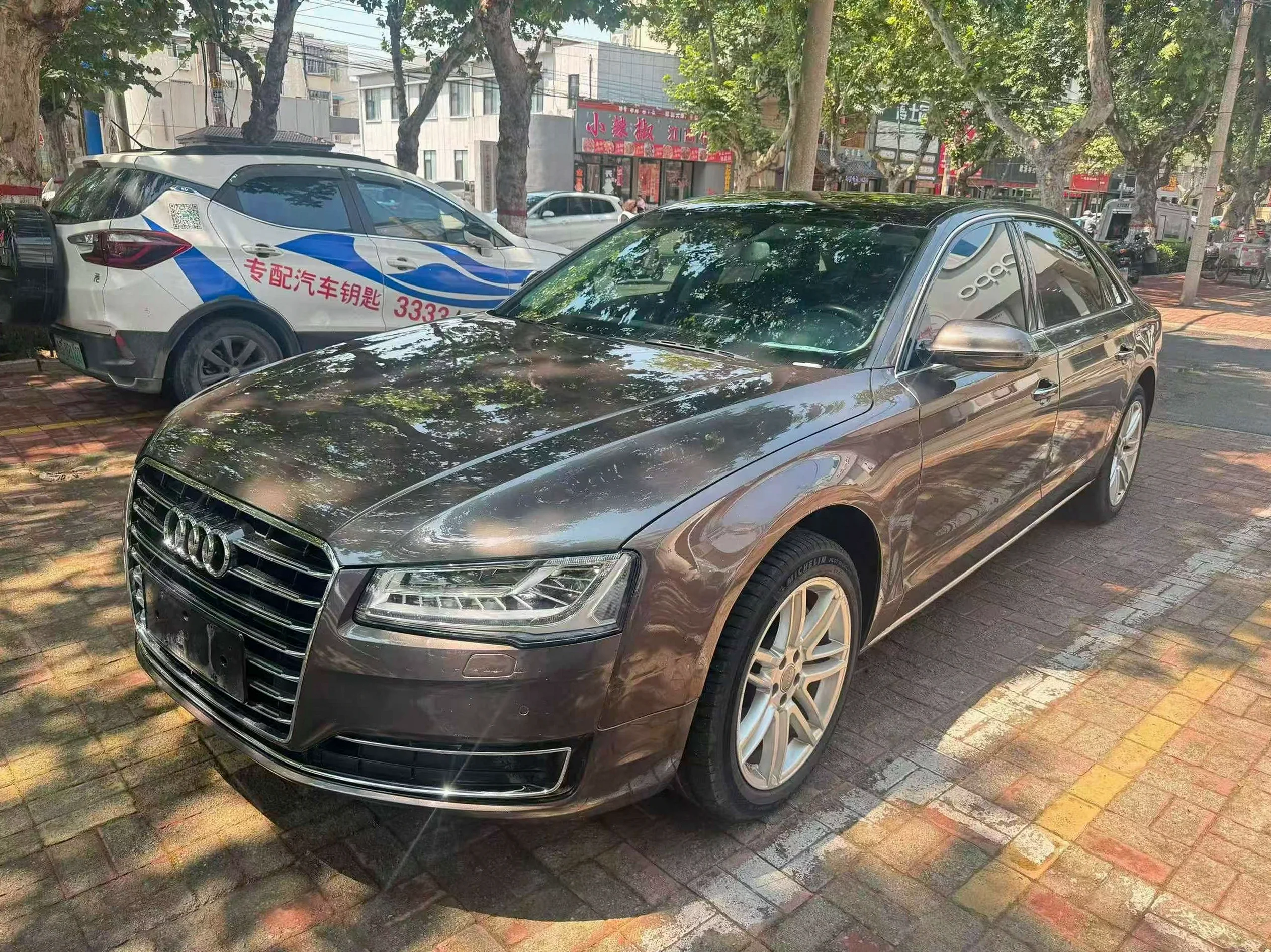 18年奥迪A8L 2.0T顶配