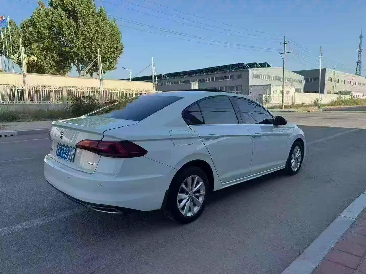 大众宝来 后面外观一