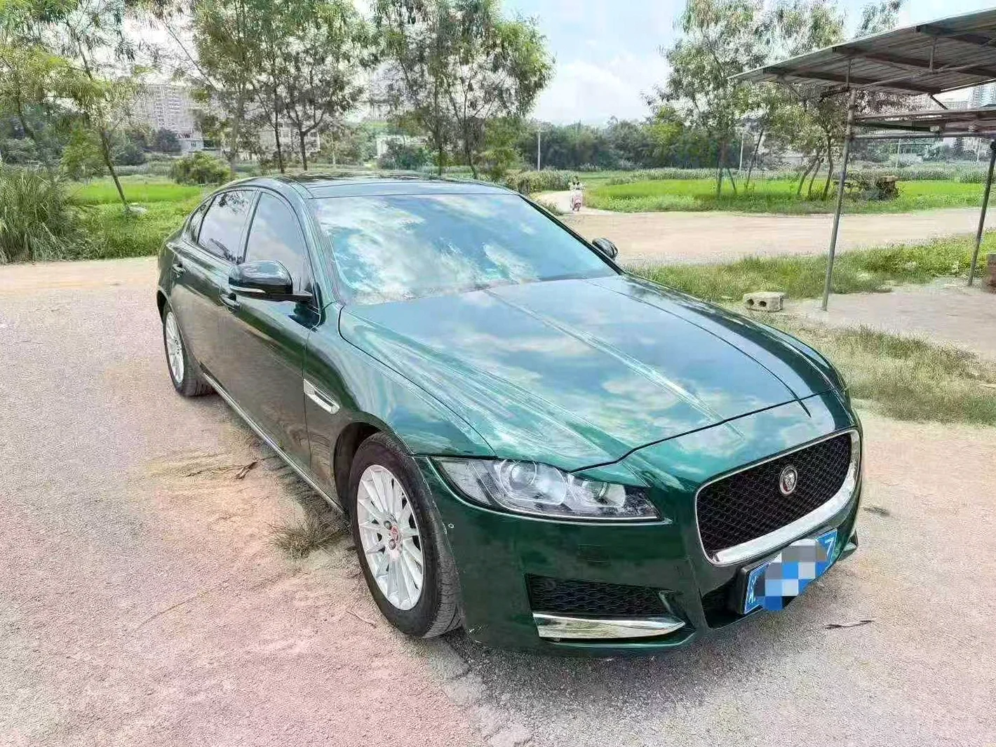 捷豹XFL 正面外观三