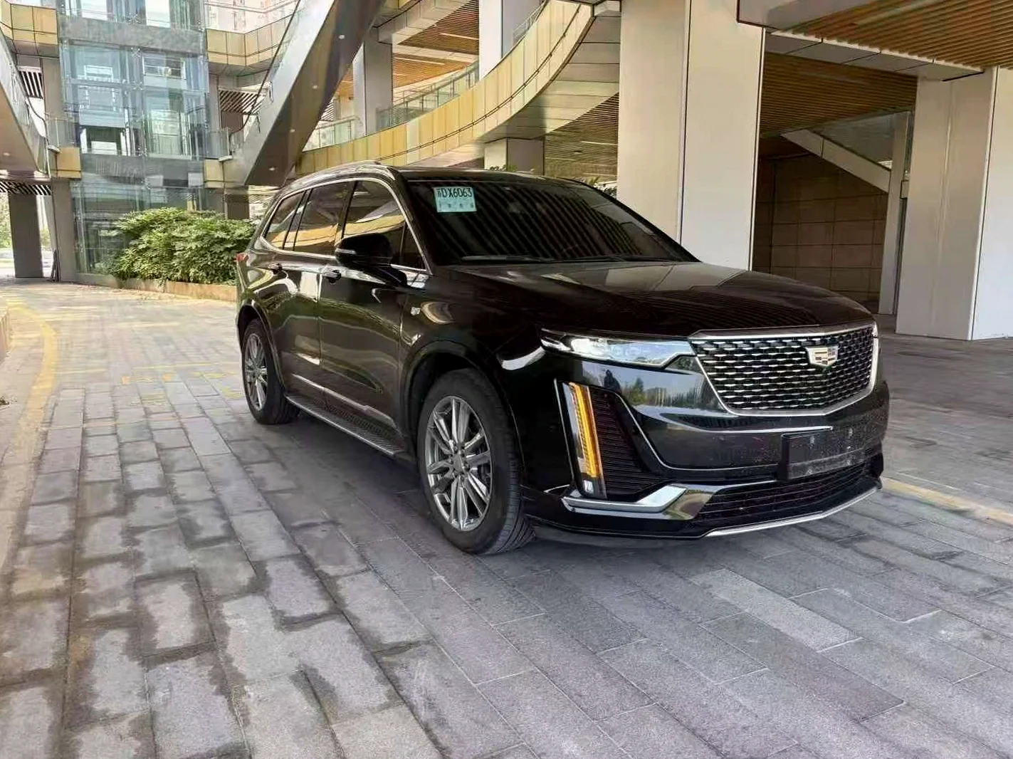 凯迪拉克XT6 正面外观三