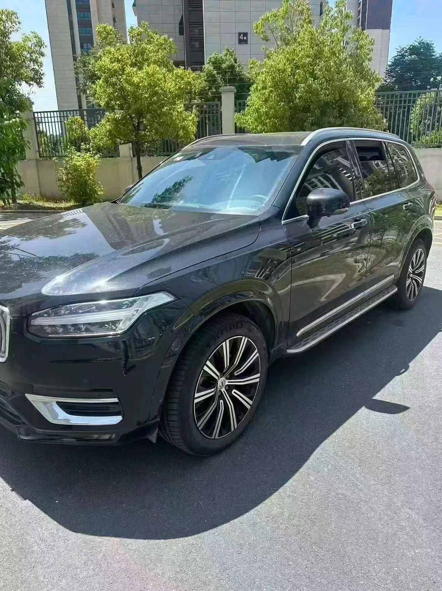 沃尔沃XC90 正面外观二