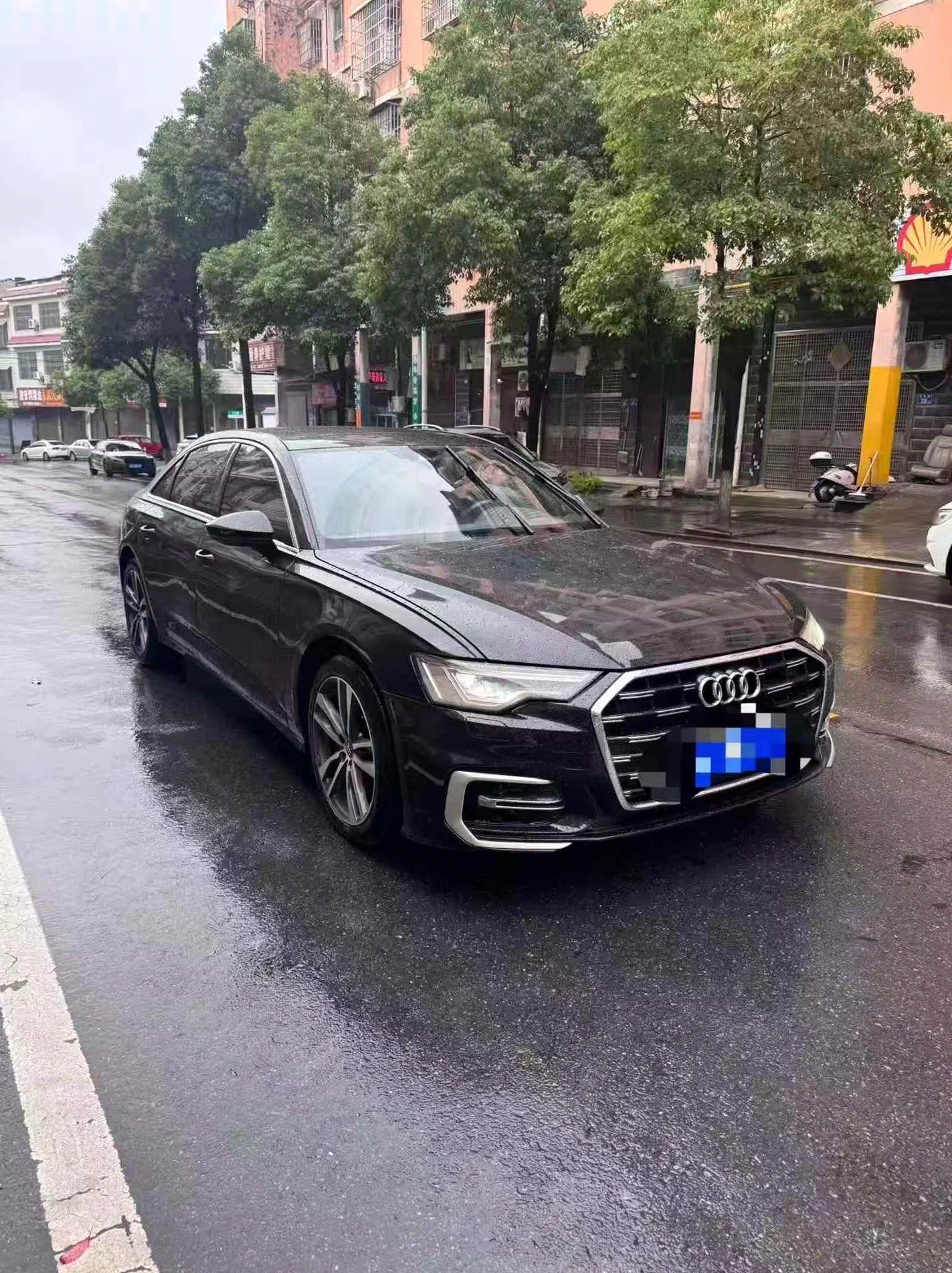 23年奥迪A6L 2.0T豪华顶配