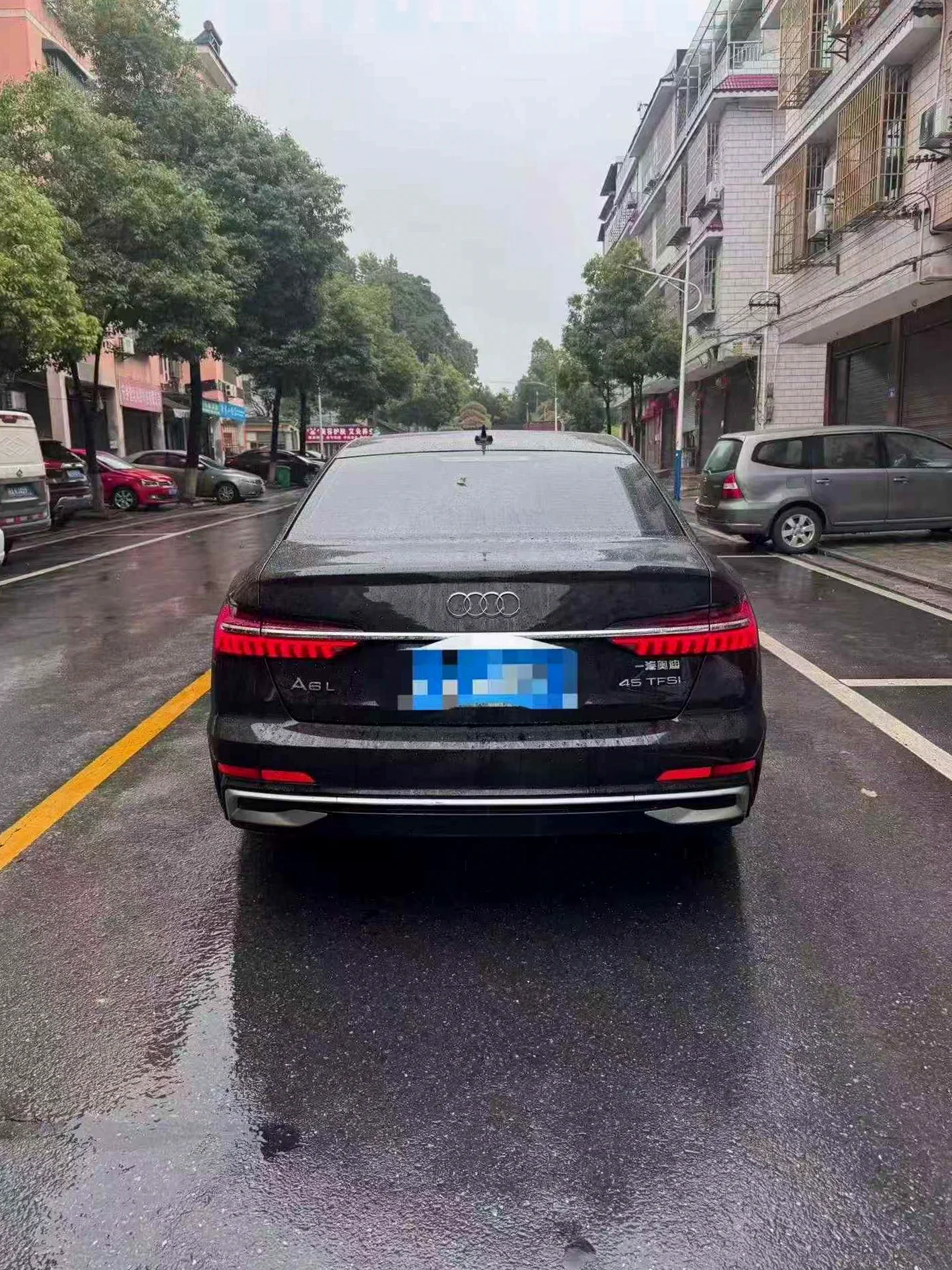 奥迪A6L 驾驶室