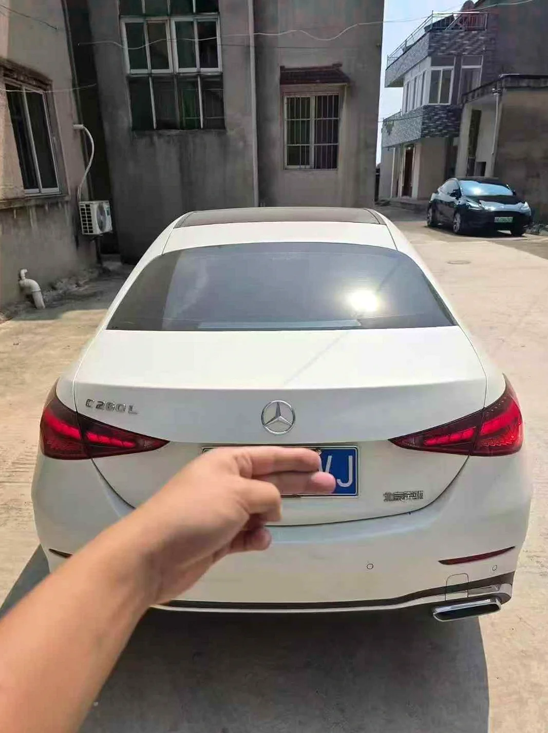 奔驰C 驾驶室