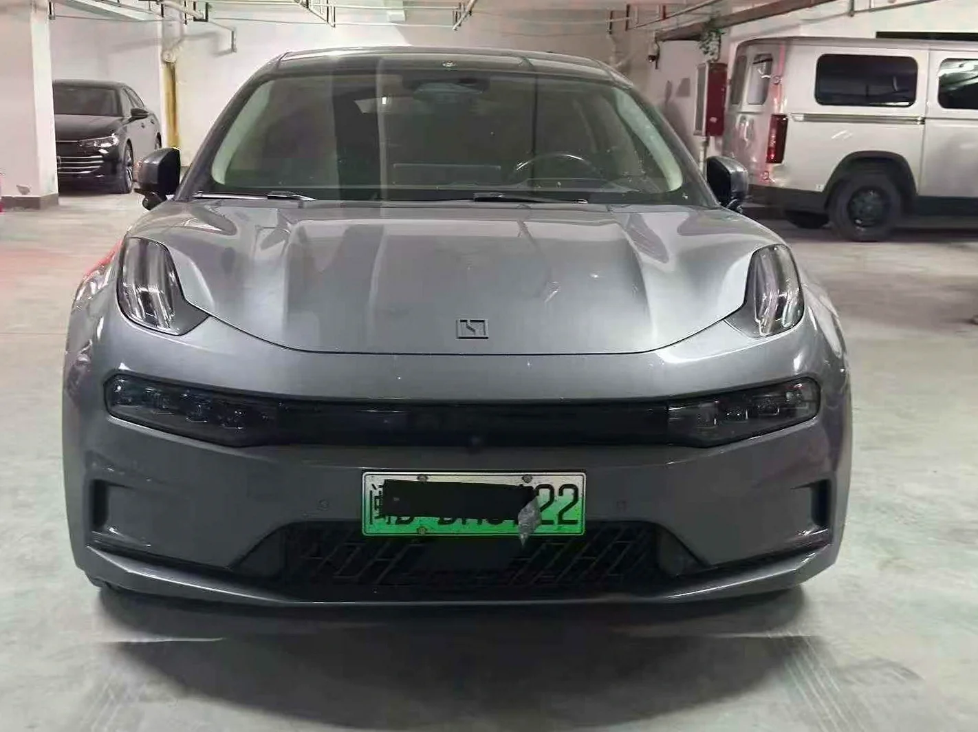 极氪汽车001 正面外观二