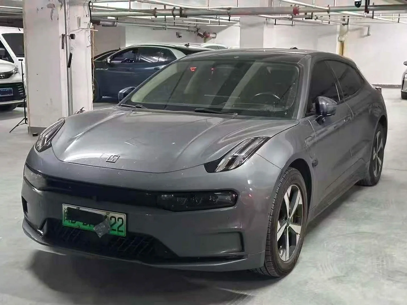 极氪汽车001 正面外观三