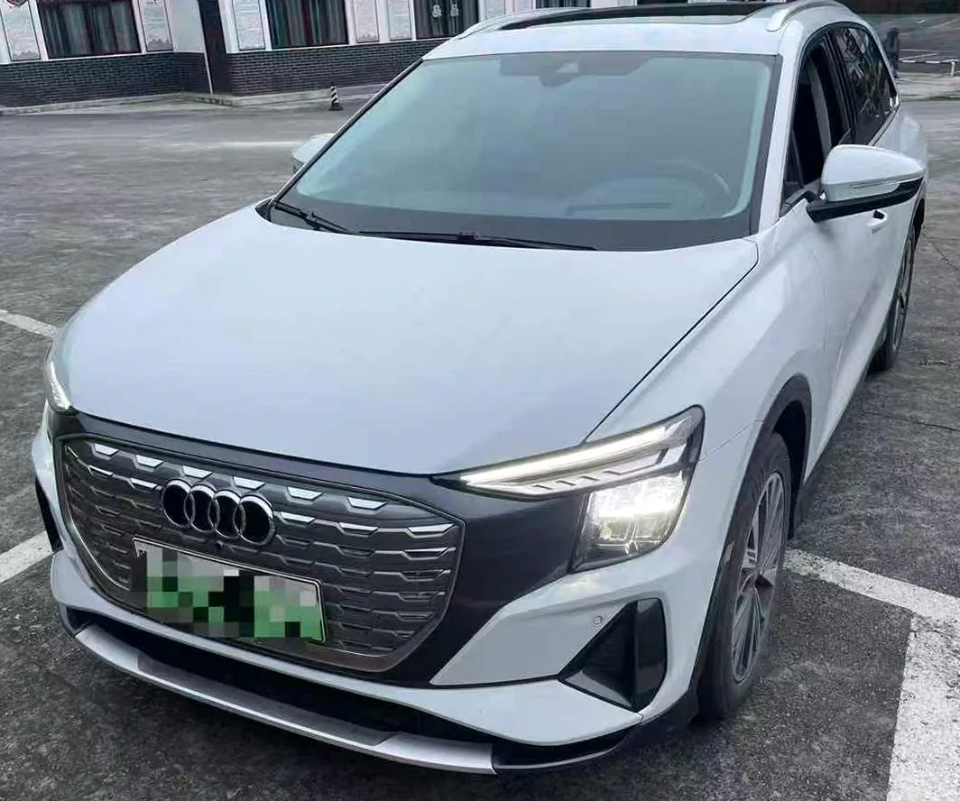 奥迪Q5 正面外观三