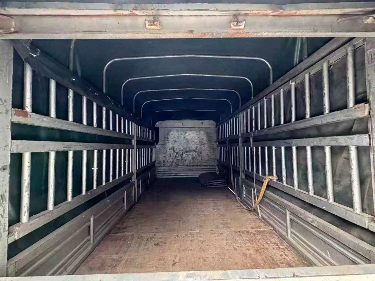 长安汽车跨越王 后面外观三