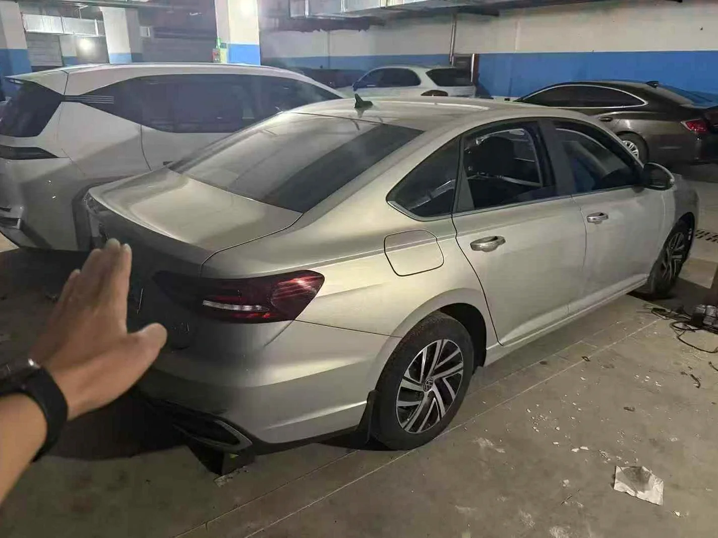大众朗逸 后面外观一