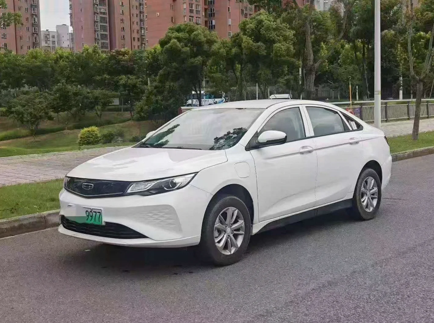 吉利帝豪 正面外观三