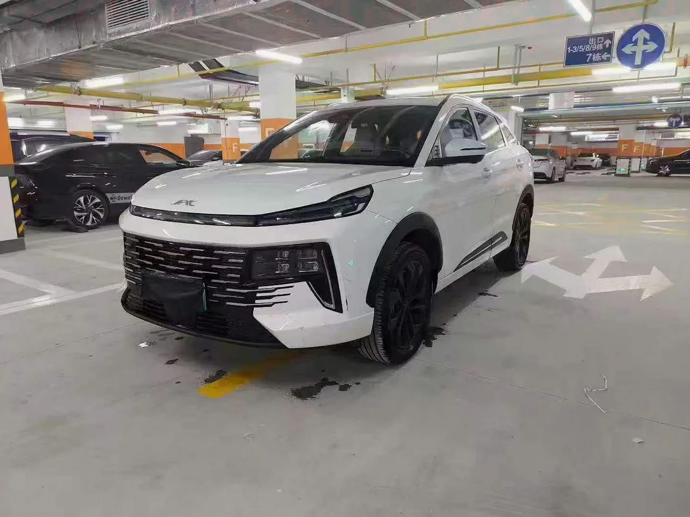 江淮QX 正面外观二