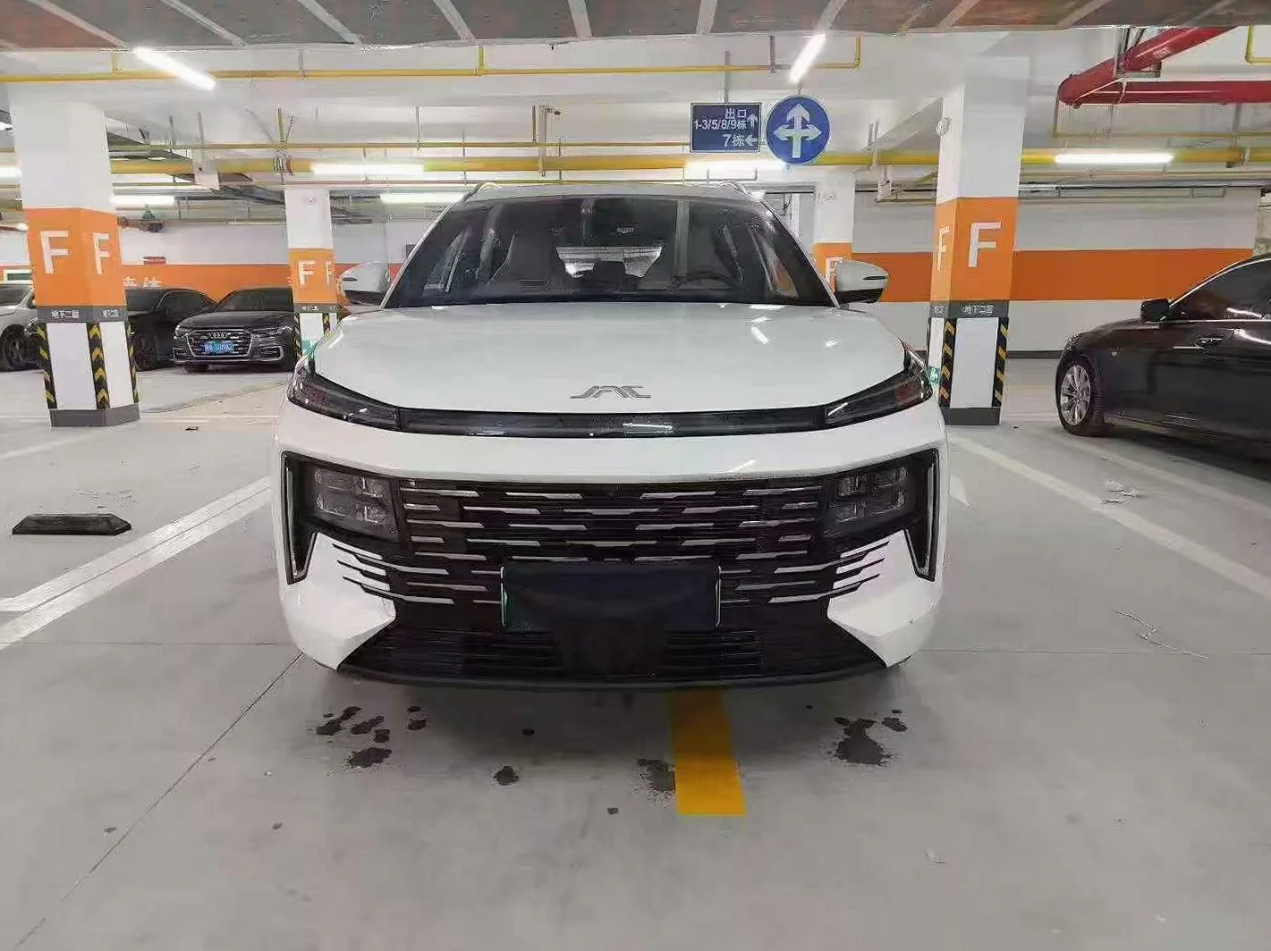 24年江淮QX 混动1.5T