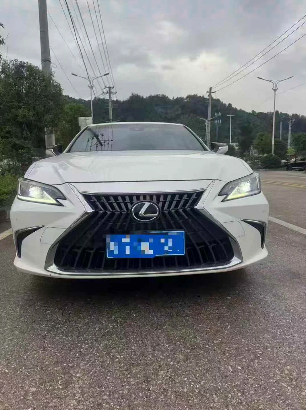 24款雷克萨斯ES200