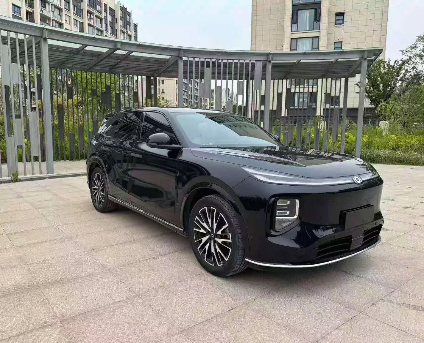 长安汽车启源 正面外观三