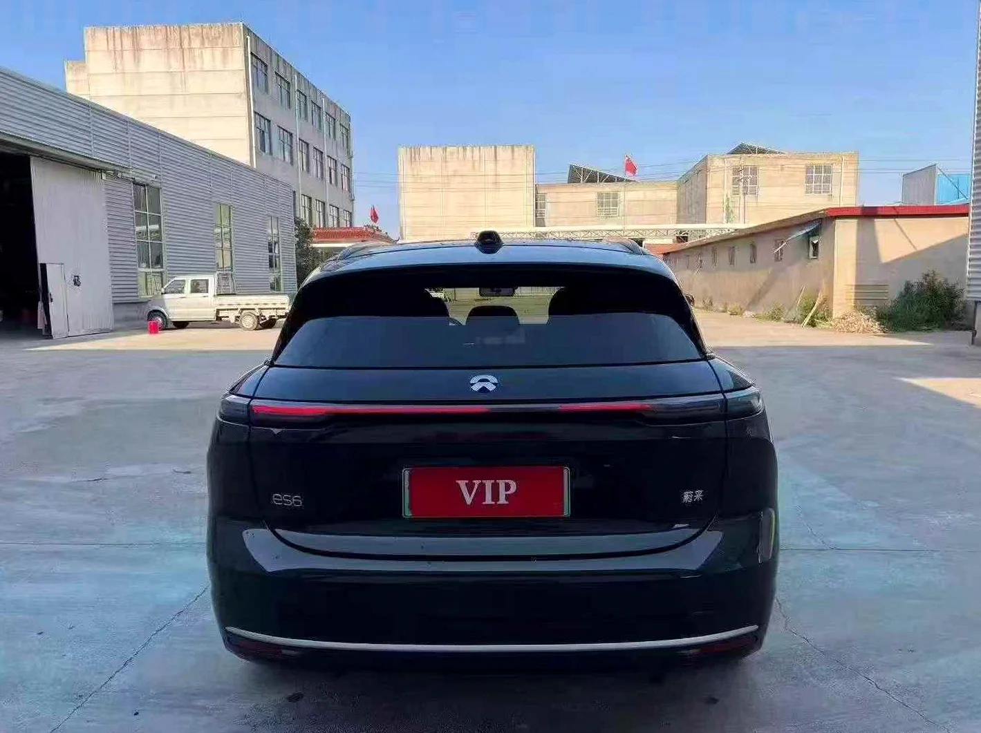 蔚来ES6 后面外观一